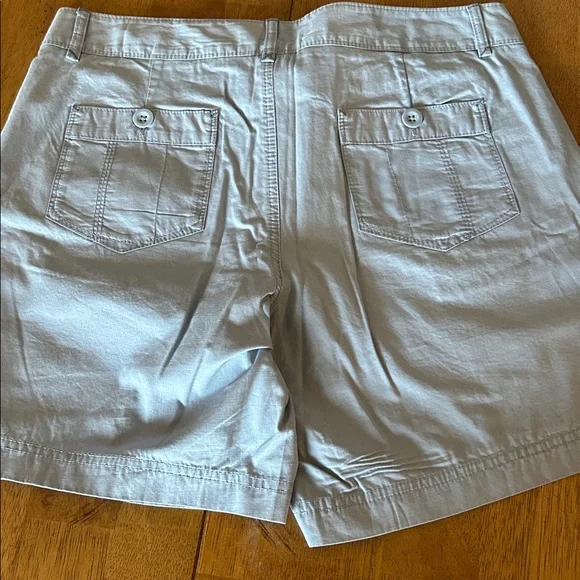 Eddie Bauer slate blue Shorts - Picture 3 of 6